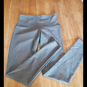 Onzie new leggings